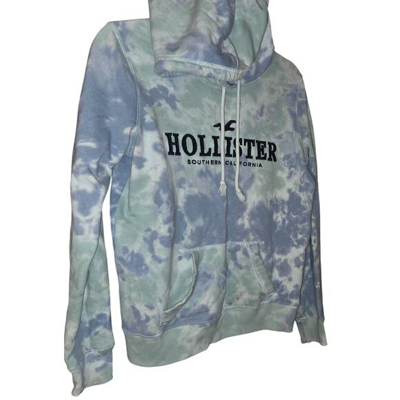 Women's Hollister Sky Blue Tie-Dye Hoodie - Cozy & Stylish- Size Sm - Picture 3 of 5